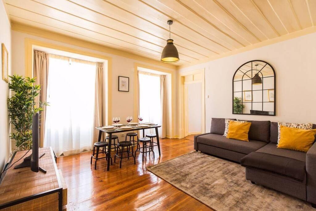 Ola Lisbon - Castelo IV Appartement Buitenkant foto